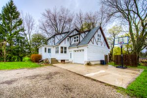 1122 Waterloo Street, New Hamburg